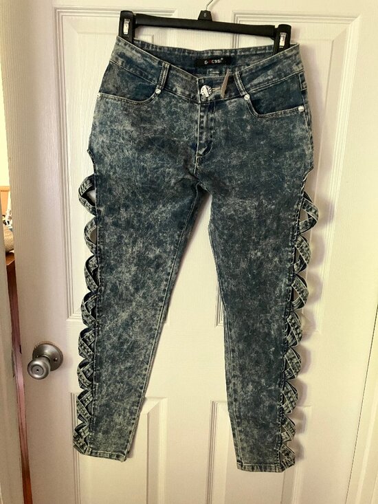 E-MESSI Denim - Ladies' E-MESSI Blue Marble Jeans Waist 28"